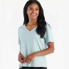 Damen Free Fly Apparel Hemden | Bamboo Heritage T-Shirt Mit V-Ausschnitt Fur Damen